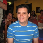 Semana Negra 2008. Genau in dem Moment, wenn er hört, dass er den Preis "Rodolfo Walsh" für sein Buch "Jineteras" gewonnen hat. Gijón, Spanien, Juli 2008.
