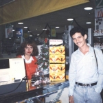 Zum ersten Mal in einem Supermarkt, auf seiner ersten Reise außerhalb Kubas. Mexico D.F., Mexico, 1993.