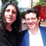 Con el escritor y cineasta cubano Lilo Vilaplana, Bogotá, Colombia, noviembre 2013.