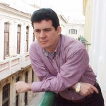 En La Habana Vieja, en el balcón del Centro Pablo de la Torriente Brau. 