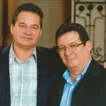 Con su hermano y colega de generación,  el escritor cubano Ángel Santiesteban, en Berlín, septiembre de 2018.