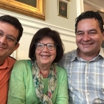 Con la editora alemana Michi Strausfeld y el escritor cubano Ángel Santiesteban, en Berlín, septiembre de 2018.