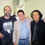 Con el escritor argentino Javier Chiabrando (a la izquierda) y el escritor colombiano Gustavo Forero Quintero, Medellín, Colombia, septiembre 2013.