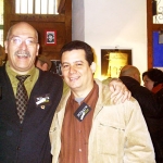 Con el escritor español Andreu Martín, Librería Negra y Criminal, Barcelona, España, 2006.
