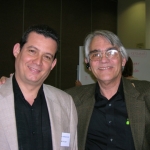 Con el escritor cubano Manuel Gayol, Irvine, Estados Unidos, 2008.