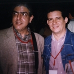 Mit dem kubanischen Schriftsteller Ramón Fernández Larrea. Internationale Buchmesse in Guadalajara. Guadalajara, Mexico, 2002.