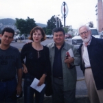 Con la escritora española Angela Vallbey, el colombiano R.H. Moreno-Durán y el argentino Noé Jitrik, Monterrey, México, 2002.
