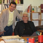 Con el escritor Eduardo Belgrano Rawson, de Argentina. Lyon, Francia, octubre 2010.